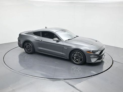 Used 2022 Ford Mustang GT Premium image 39