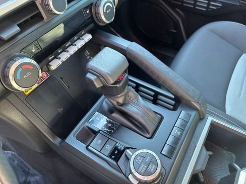 Used 2024 Toyota Tacoma TRD Off-Road image 22