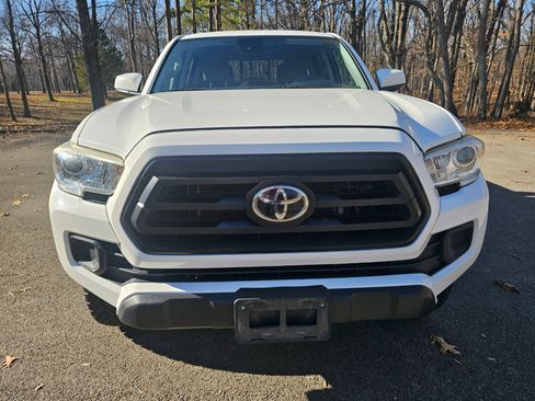 Used 2020 Toyota Tacoma TRD Off-Road image 12