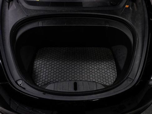 Used 2018 Tesla Model 3 Long Range RWD image 53