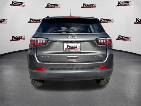 Used 2019 Jeep Compass Latitude image 6