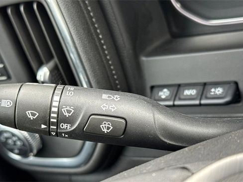 Used 2021 GMC Sierra 2500 Denali w/ Denali Ultimate Package image 38