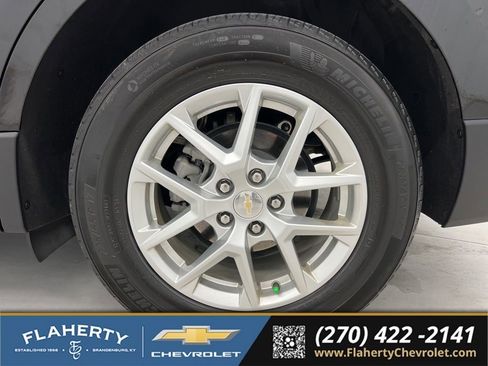 Used 2024 Chevrolet Equinox LT w/ LPO, Floor Liner Package FWD image 19