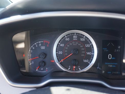 Used 2021 Toyota Corolla SE image 9