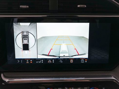 Used 2024 GMC Sierra 1500 Denali w/ Denali Reserve Package image 18