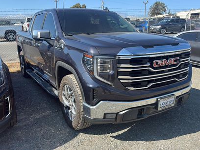 Used 2022 GMC Sierra 1500 SLT w/ SLT Premium Plus Package