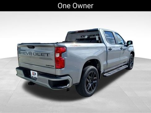 Used 2023 Chevrolet Silverado 1500 Custom w/ LPO, Dark Essentials Package AWD/4WD image 5