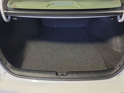 Certified 2017 Honda Accord EX image 7