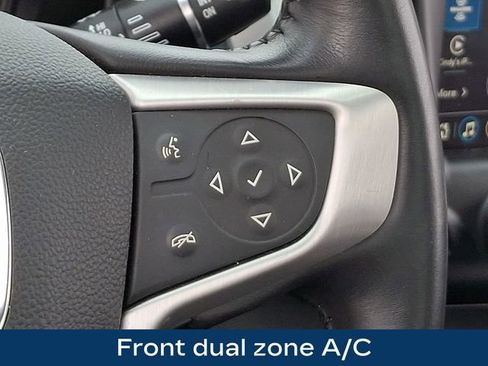 Used 2022 GMC Terrain SLT w/ Infotainment Package II AWD/4WD image 8