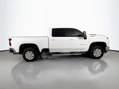 Used 2025 Chevrolet Silverado 2500 LT AWD/4WD image 8