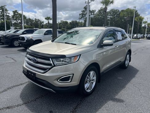 Used 2018 Ford Edge SEL AWD/4WD image 5