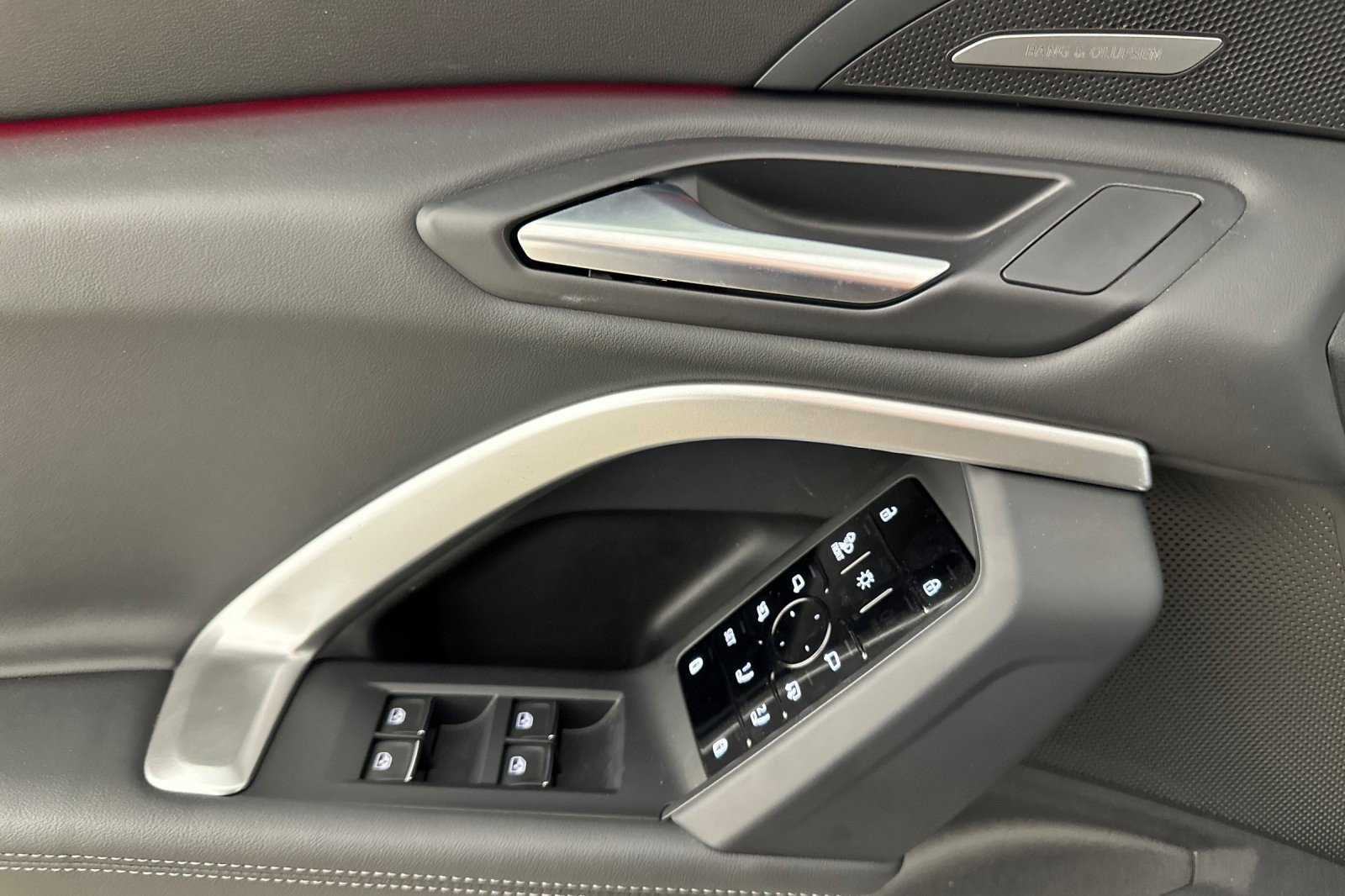 New 2026 Audi Q5 Premium Plus AWD/4WD image 10