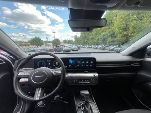 Used 2026 Hyundai Kona SEL Sport FWD image 28