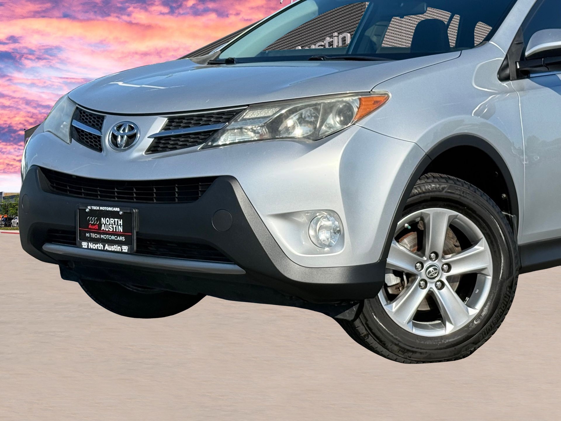 Used 2015 Toyota RAV4 XLE FWD image 2