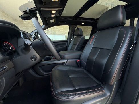 Used 2023 Nissan Titan PRO-4X w/ Pro-4x Convenience Package image 6
