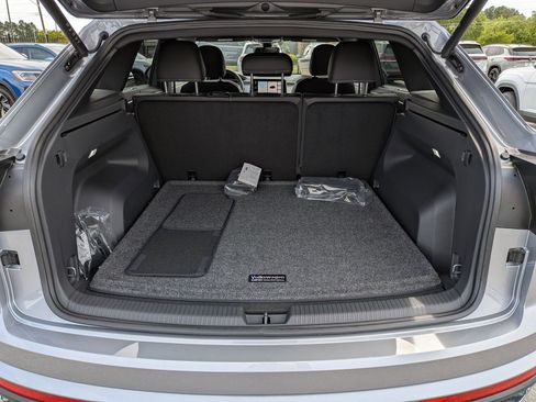 New 2026 Volkswagen Atlas Cross Sport SE AWD/4WD image 30
