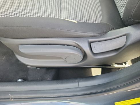 Used 2021 Hyundai Kona SE image 23