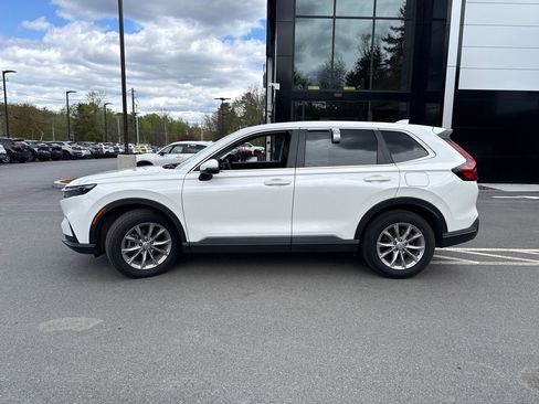 Used 2025 Honda CR-V EX-L image 2