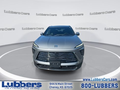 Used 2026 Buick Enclave Preferred FWD image 3