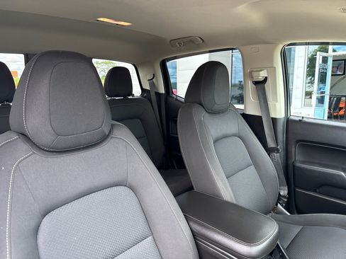 Used 2018 Chevrolet Colorado LT w/ LT Convenience Package AWD/4WD image 28