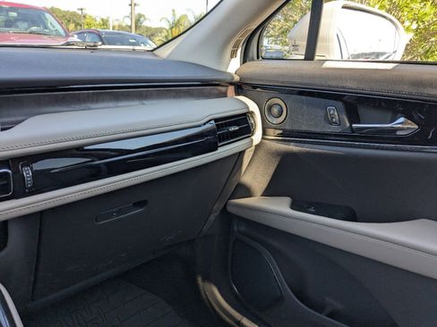 Certified 2023 Lincoln Nautilus Reserve w/ Equipment Group 201A image 16