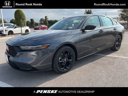 New 2025 Honda Accord SE image 1