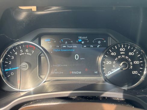Used 2018 Ford F150 Lariat w/ Equipment Group 502A Luxury AWD/4WD image 21