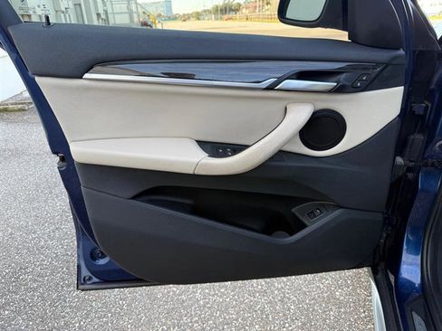 Used 2018 BMW X1 xDrive28i w/ Convenience Package image 12