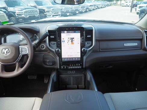 New 2025 RAM 3500 Laramie image 22