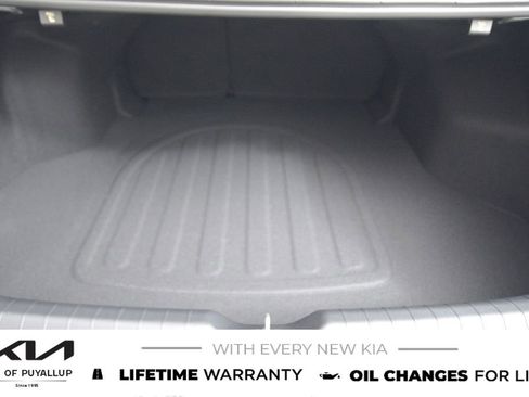 New 2025 Kia K4 EX image 19