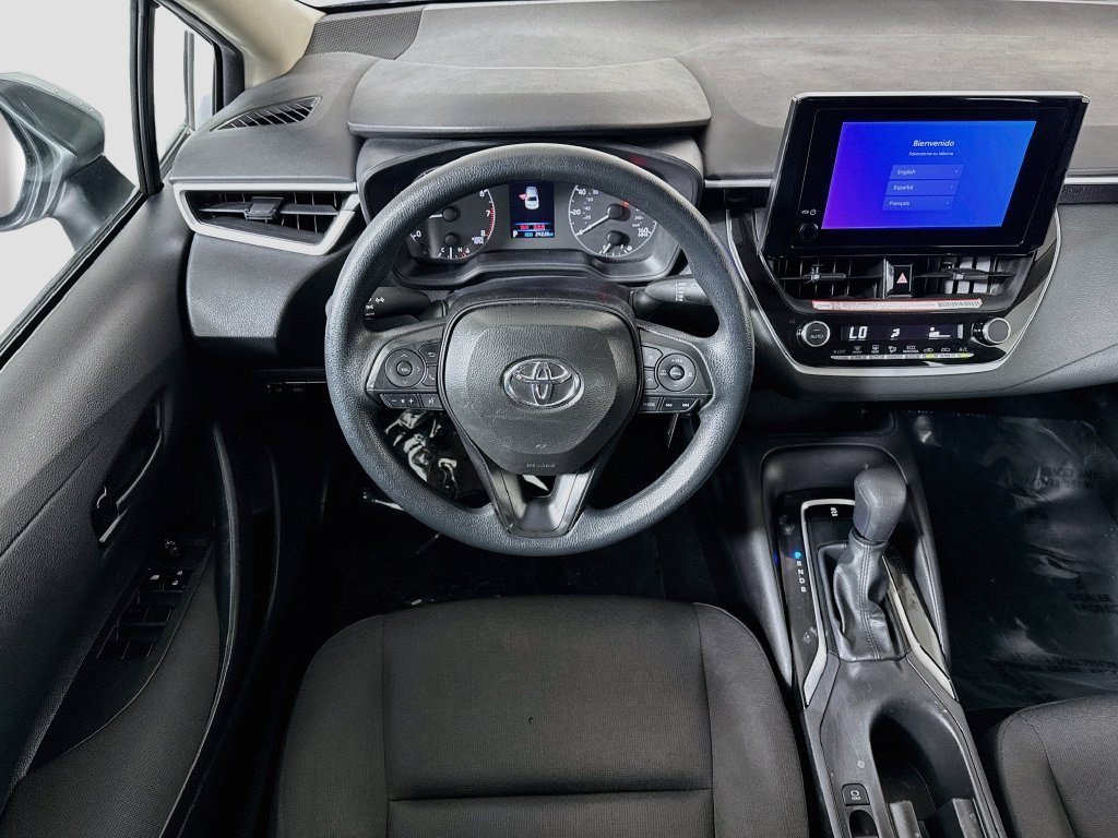 Used 2025 Toyota Corolla LE FWD image 16