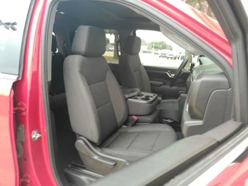 Used 2024 GMC Sierra 1500 SLE image 23