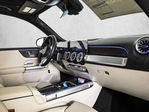New 2026 Mercedes-Benz GLB 250 4MATIC image 24