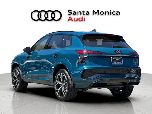New 2026 Audi Q3 quattro 2.0T AWD/4WD image 6