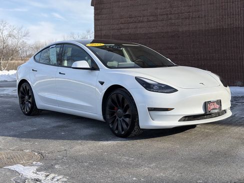 Used 2022 Tesla Model 3 Performance image 1
