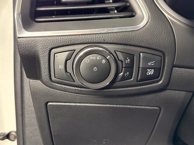 Used 2024 Ford Edge Titanium AWD/4WD image 20