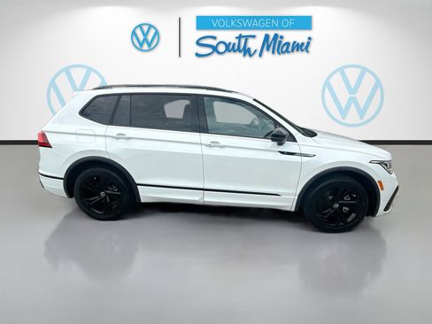 Certified 2023 Volkswagen Tiguan SE R-Line FWD image 8