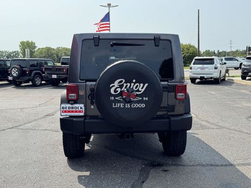 Used 2016 Jeep Wrangler Unlimited Sport AWD/4WD image 6