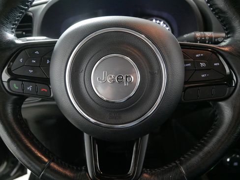 Used 2019 Jeep Renegade Altitude w/ Quick Order Package 2XM image 25