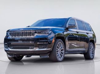Used 2023 Jeep Grand Cherokee L Summit AWD/4WD video 1