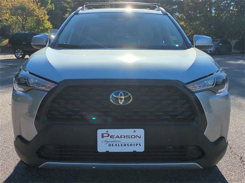 Used 2023 Toyota Corolla Cross LE image 8