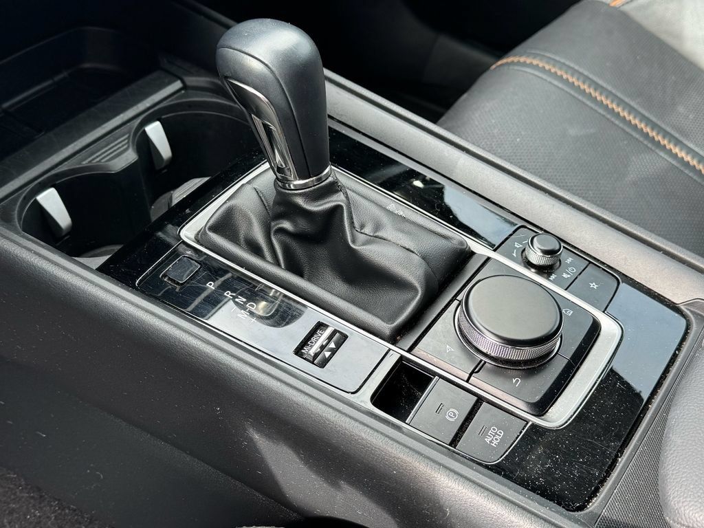 Certified 2025 MAZDA CX-50 AWD 2.5 Turbo w/ Accent Package image 9