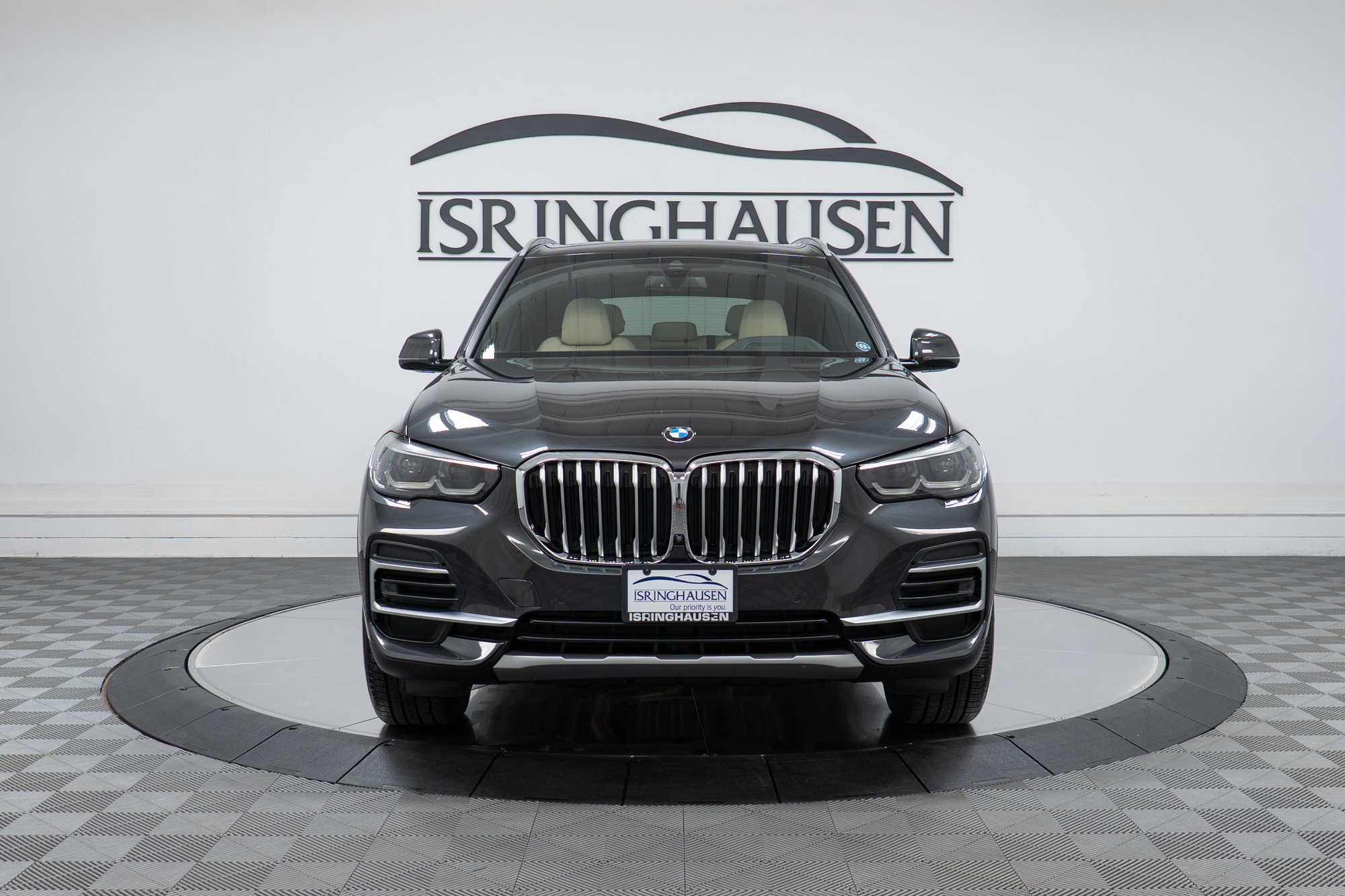 Used 2022 BMW X5 xDrive40i w/ Premium Package AWD/4WD image 2