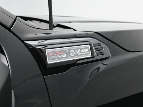 Used 2024 GMC Sierra 3500 AT4 w/ Technology Package image 6