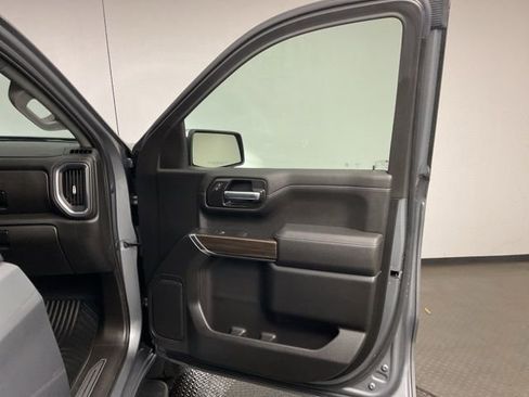 Certified 2021 Chevrolet Silverado 1500 LT w/ Convenience Package II AWD/4WD image 25