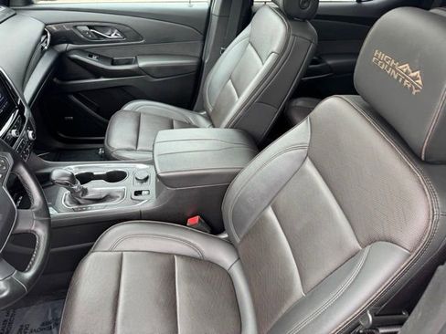 Certified 2023 Chevrolet Traverse High Country w/ LPO, Cargo Package AWD/4WD image 6