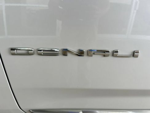 Used 2024 GMC Yukon Denali w/ Max Trailering Package AWD/4WD image 33