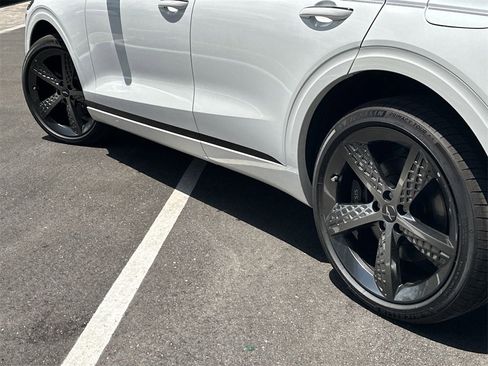 New 2025 Genesis GV70 3.5T Sport w/ Sport Advanced Package image 4