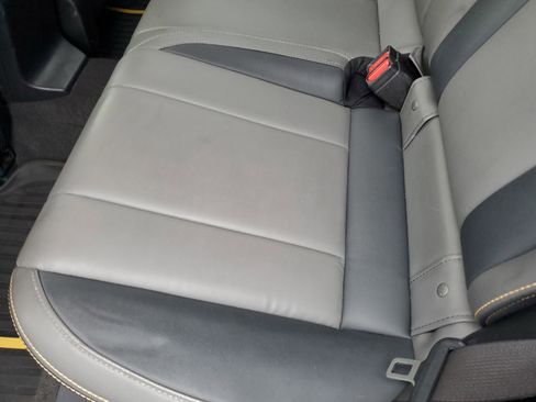 Used 2021 Subaru Crosstrek 2.5i Sport w/ Moonroof Package image 11