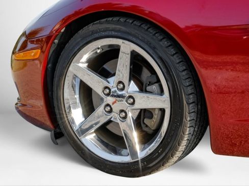 Used 2007 Chevrolet Corvette Convertible w/ Preferred Equipment Group RWD image 49